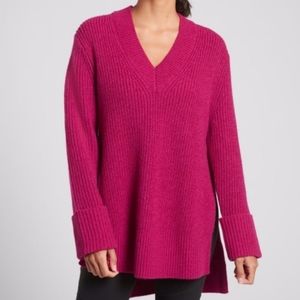 Athleta Shasta V- Neck Sweater - Small